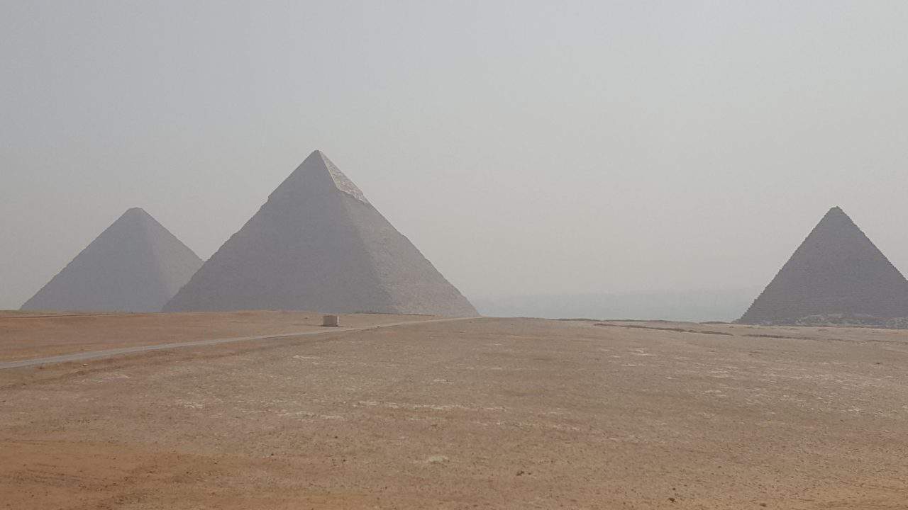 ギザの3大ピラミッド
